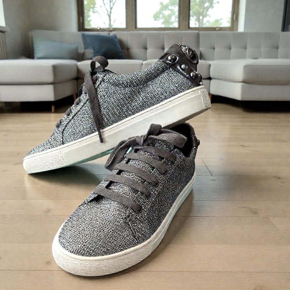 NEW with TAGS Kurt Geiger London Ludo Embellished Metallic Sneakers 7